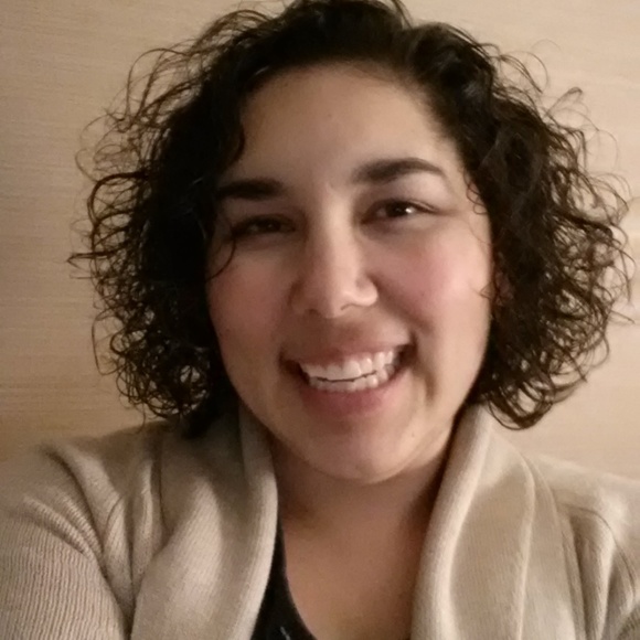 Meet your Posher, Amanda - Picture 1 of 1